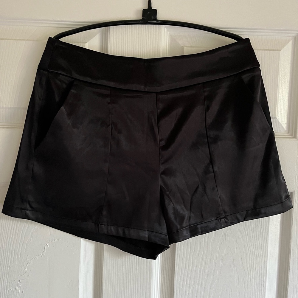 SHEIN Black High Waist Women's Shorts